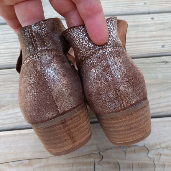 🆕Seychelles | Metallic Silver Brown Leather Ankle Booties Women's Size 6 - Picture 5 of 12